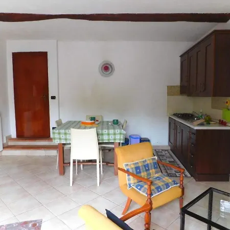Lucca Apartment Apartmán *