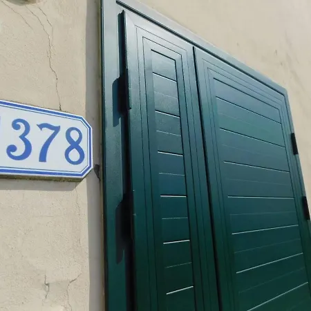 Lucca Apartment Apartmán *